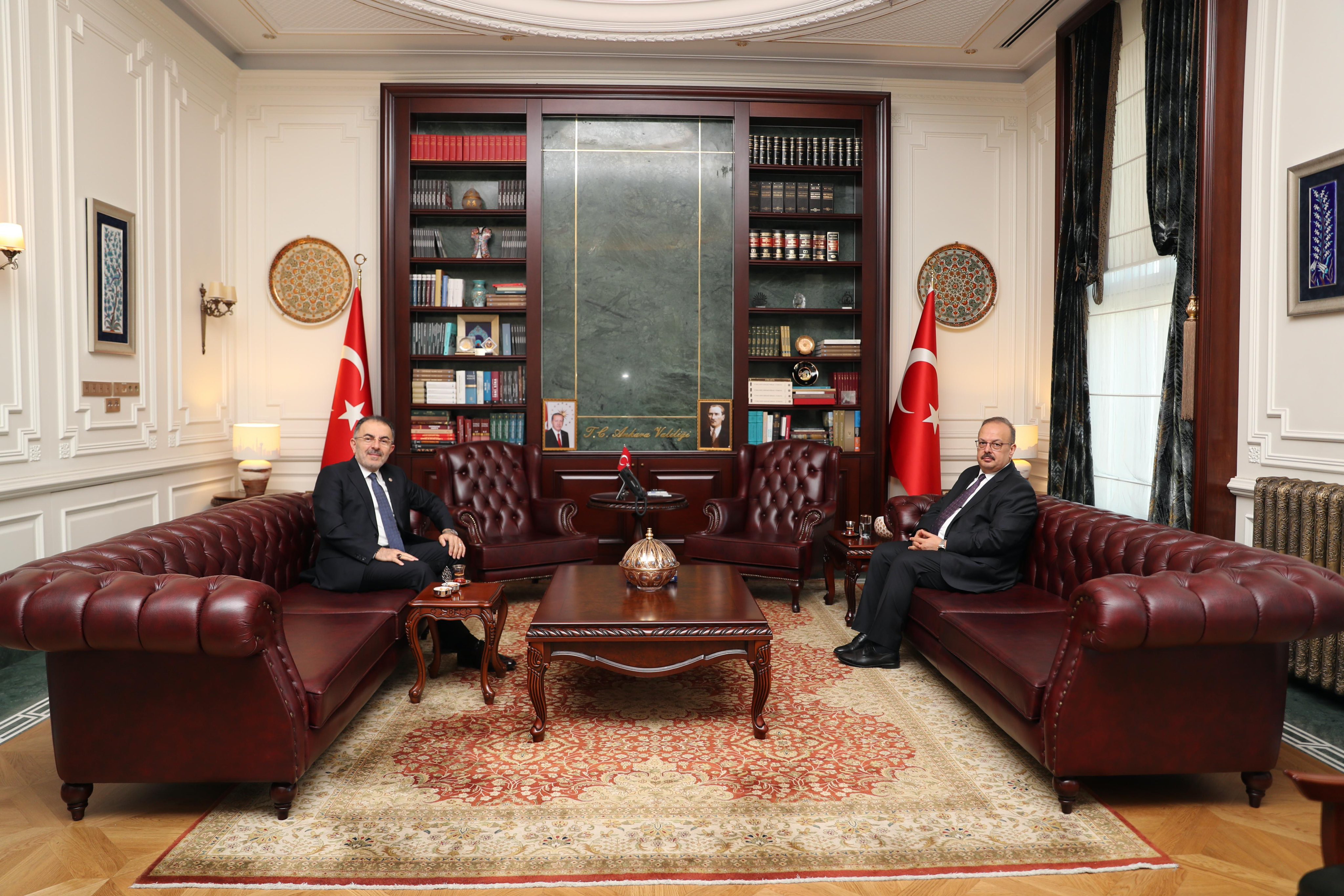 Ertuğrul Soysal'dan Vali Canbolat'a Tebrik Ziyareti