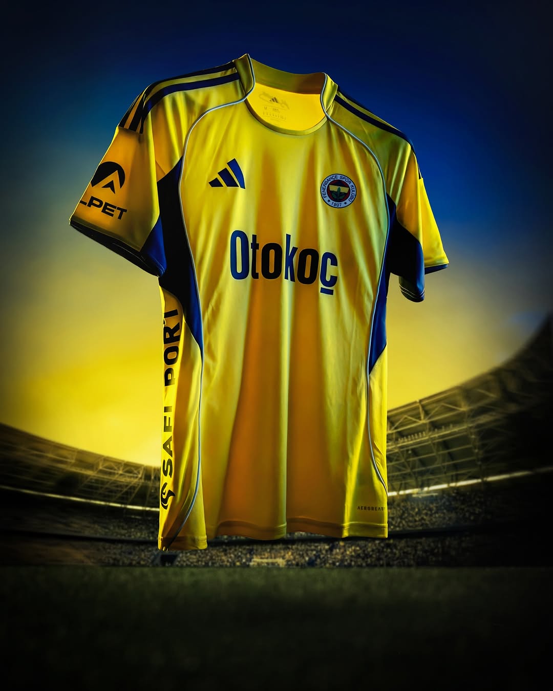 Fenerbahçe, Adidas Türkiye ve Fenerium İş Birliği ile Sarı Forma ve Şortla Sahaya Çıkıyor!