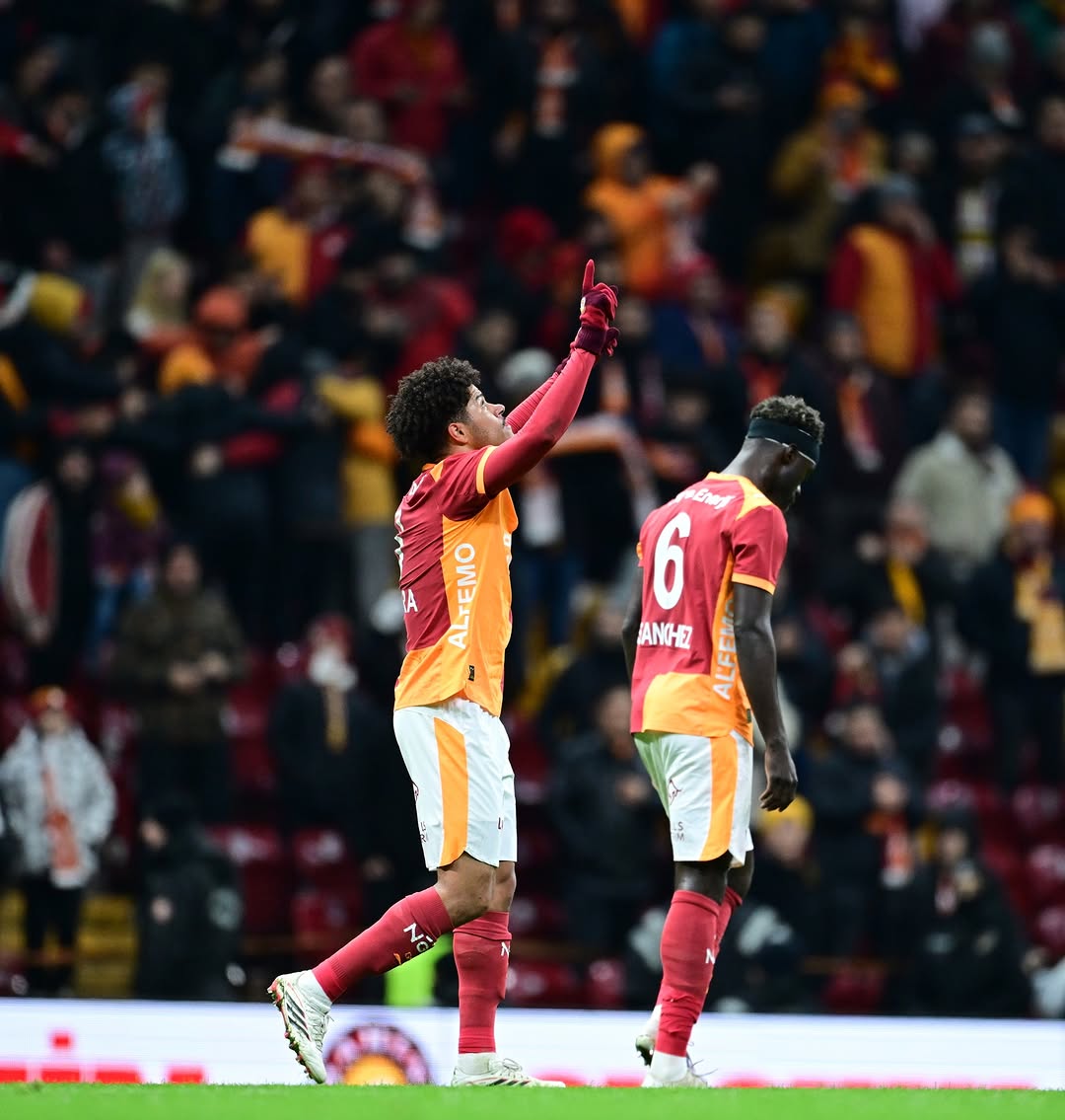 Galatasaray, Osimhen'in Asistiyle Farkı 3'e Çıkardı!