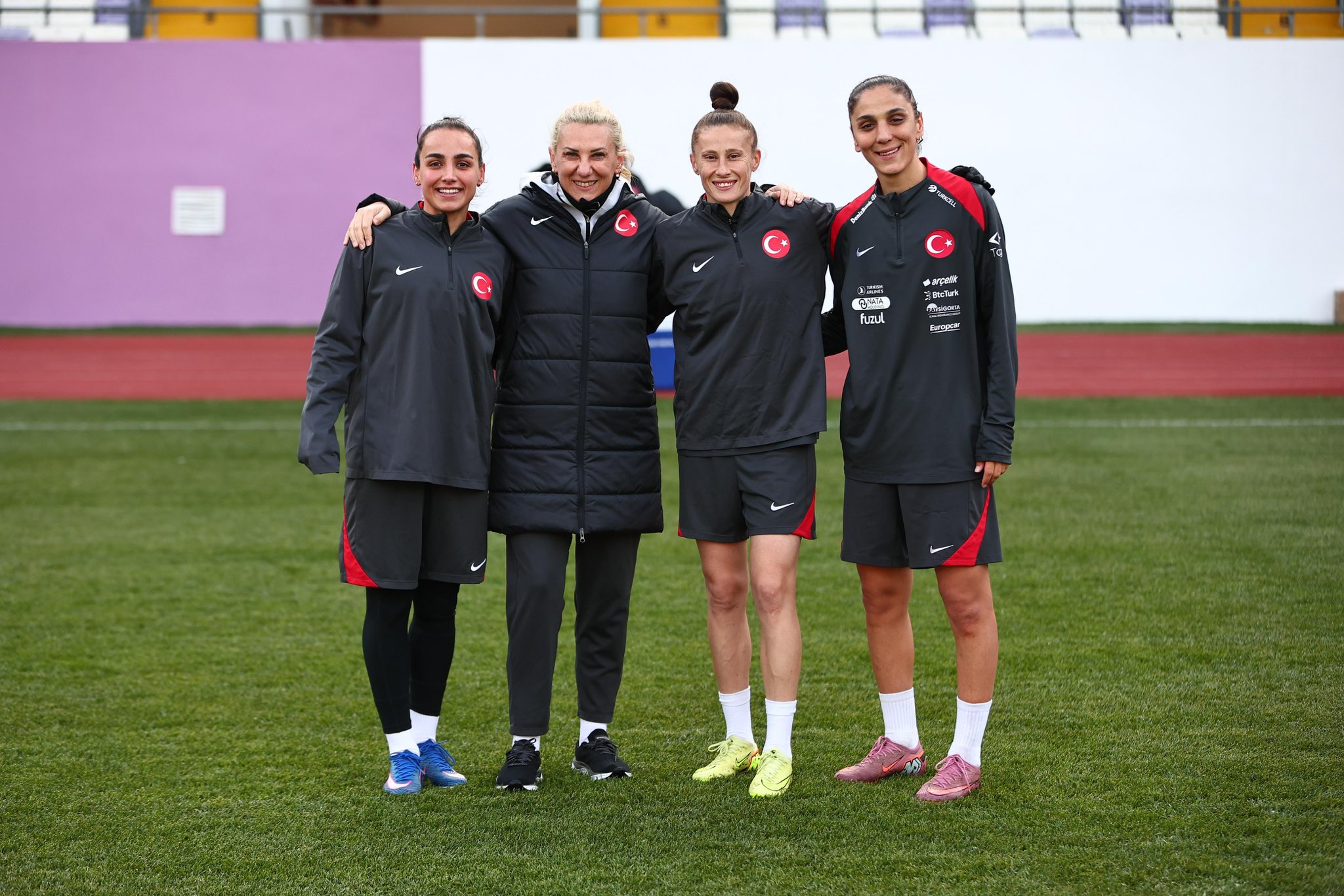 Kadın Milli Takım oyuncuları neden bir araya geldi?