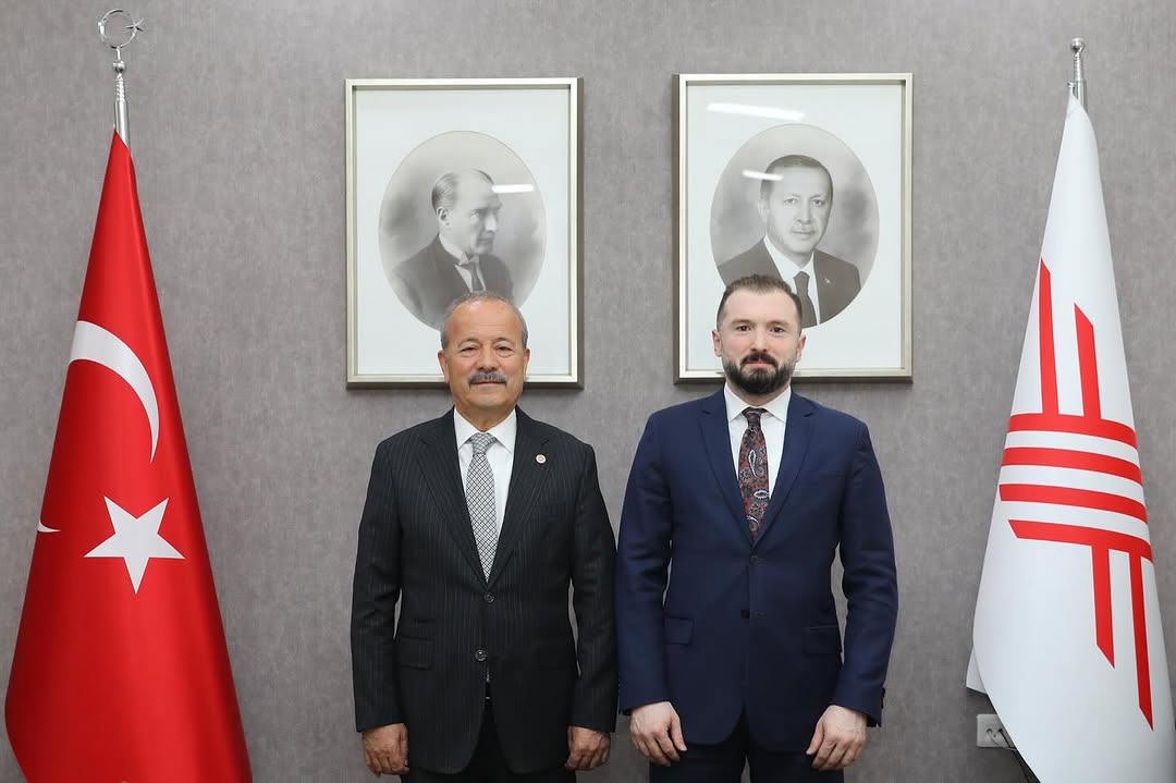 Mhp Afyonkarahisar Milletvekili Mehmet Taytak, YÖK Genel Sekreteri Batıkan Aksoy'u Ziyaret Etti