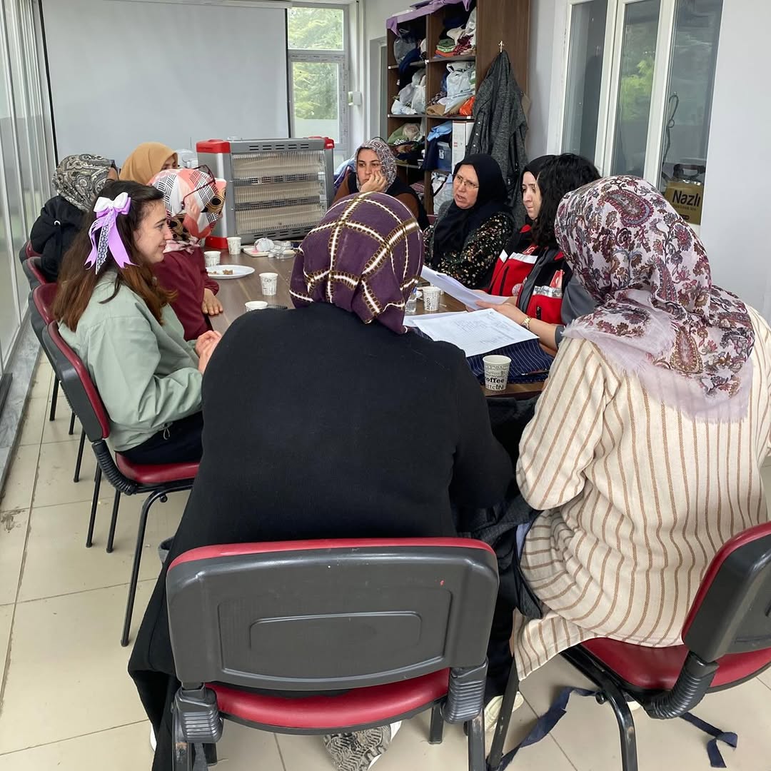 Sandıklı Sosyal Hizmet Merkezi'nden Aile Olmak Eğitimi