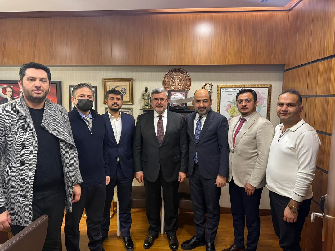 Sera Yatırımcıları ve Üreticileri Birliği Başkanı Onur Girdap ve Yönetim Kurulu Üyeleri Gazi Meclisimizde Misafir Edildi
