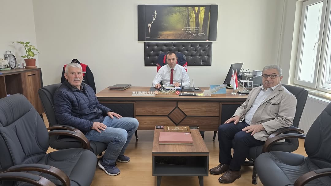 Şuhut Belediye Başkanı Muhuttin Özaşkın, Afyonkarahisar İl Tarım ve Orman Müdür Yardımcısı Mahmut Tat’ı Ziyaret Etti