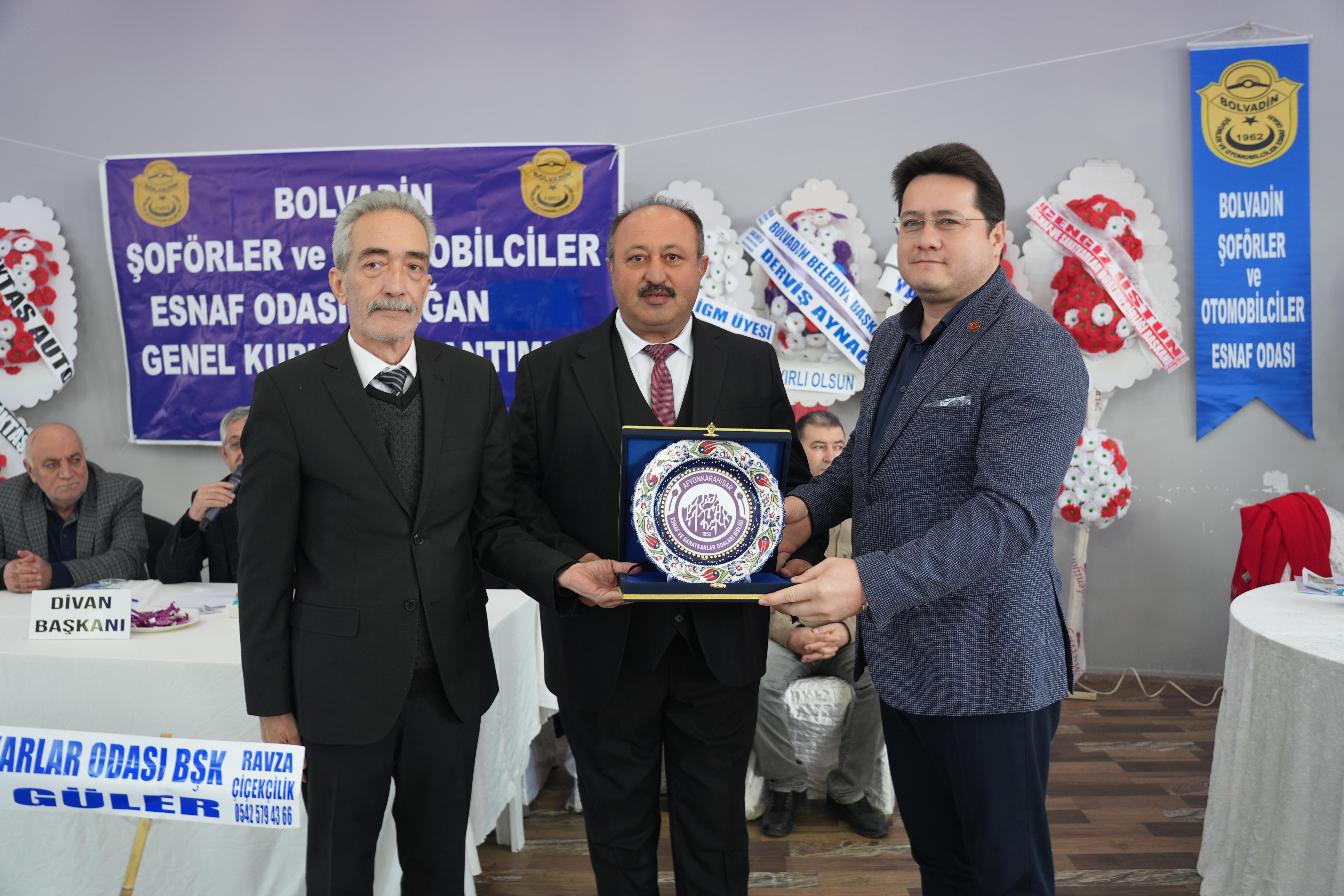 Tek adayla seçime gidildi