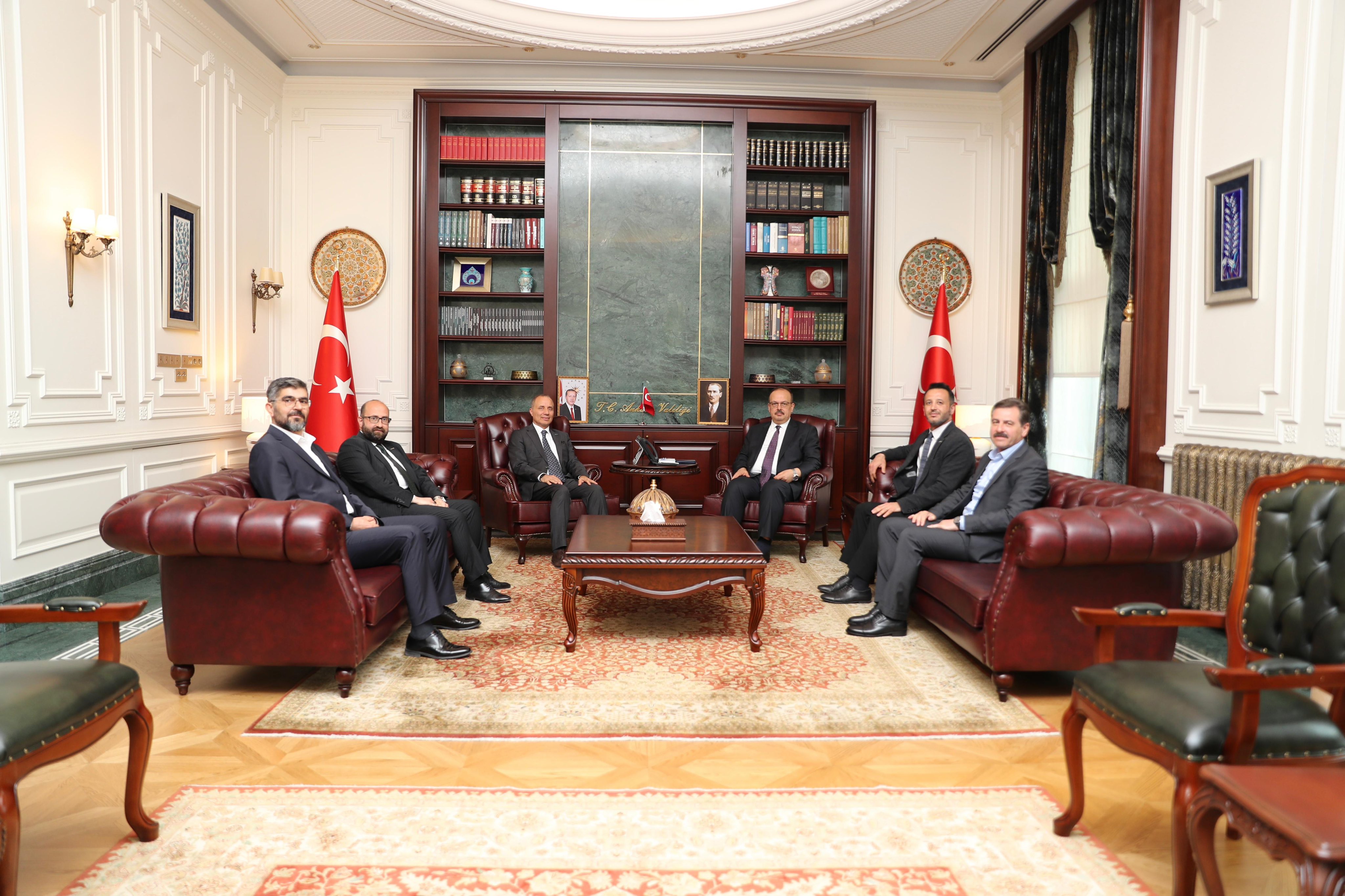 Vali Canbolat, MÜSİAD Delegasyonunu Ağırladı