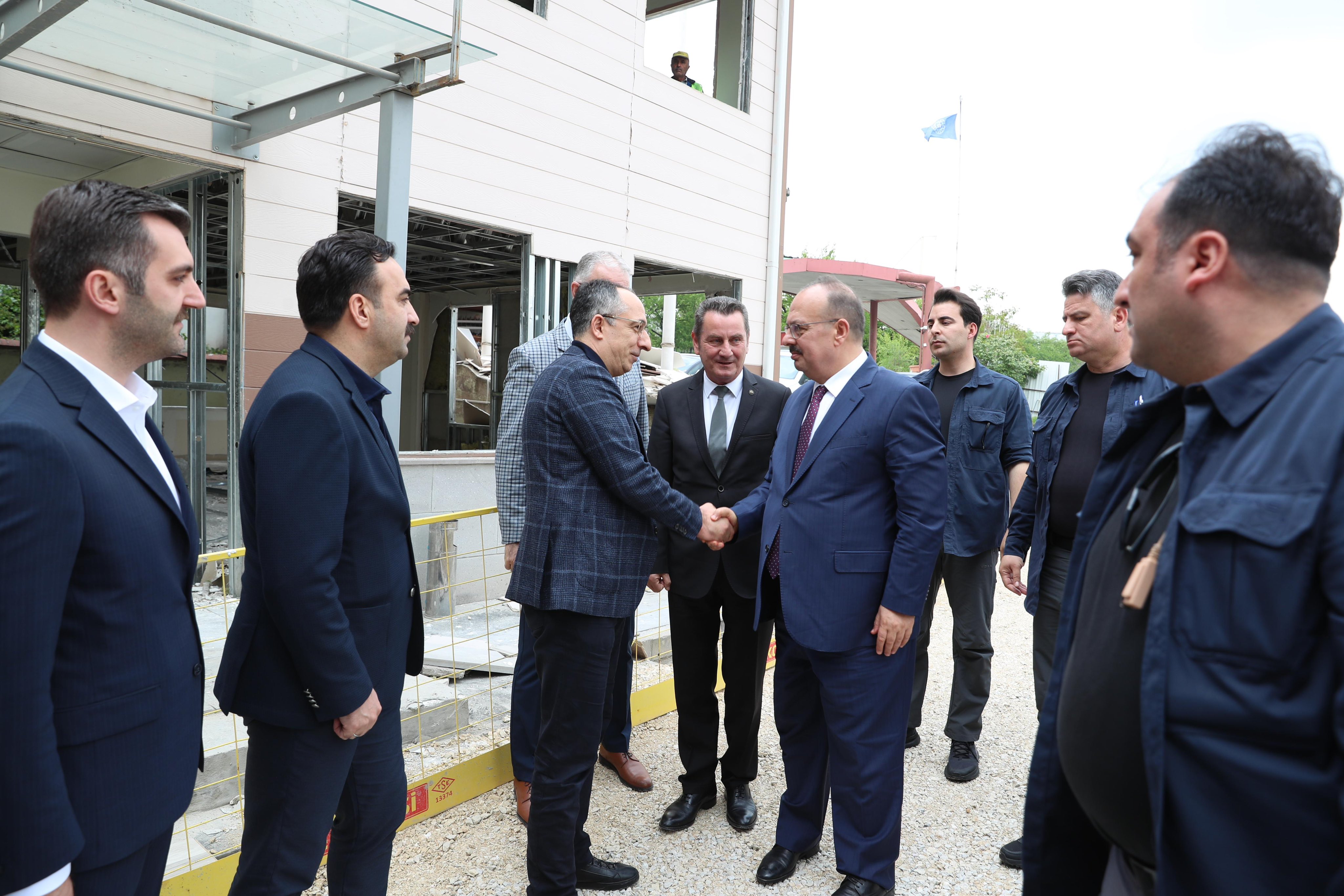 Vali Canbolat, Yeni Stadyum İnşaatını İnceledi