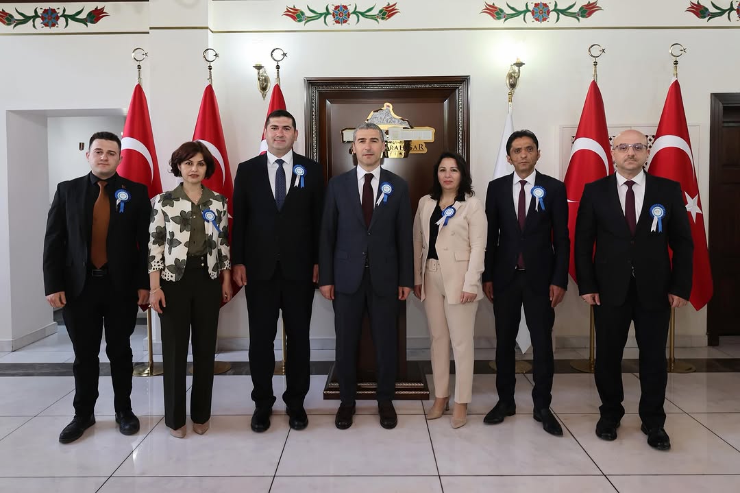 Valimiz Dr. Naci Aktaş, SGK İl Müdürü ile Bir Araya Geldi