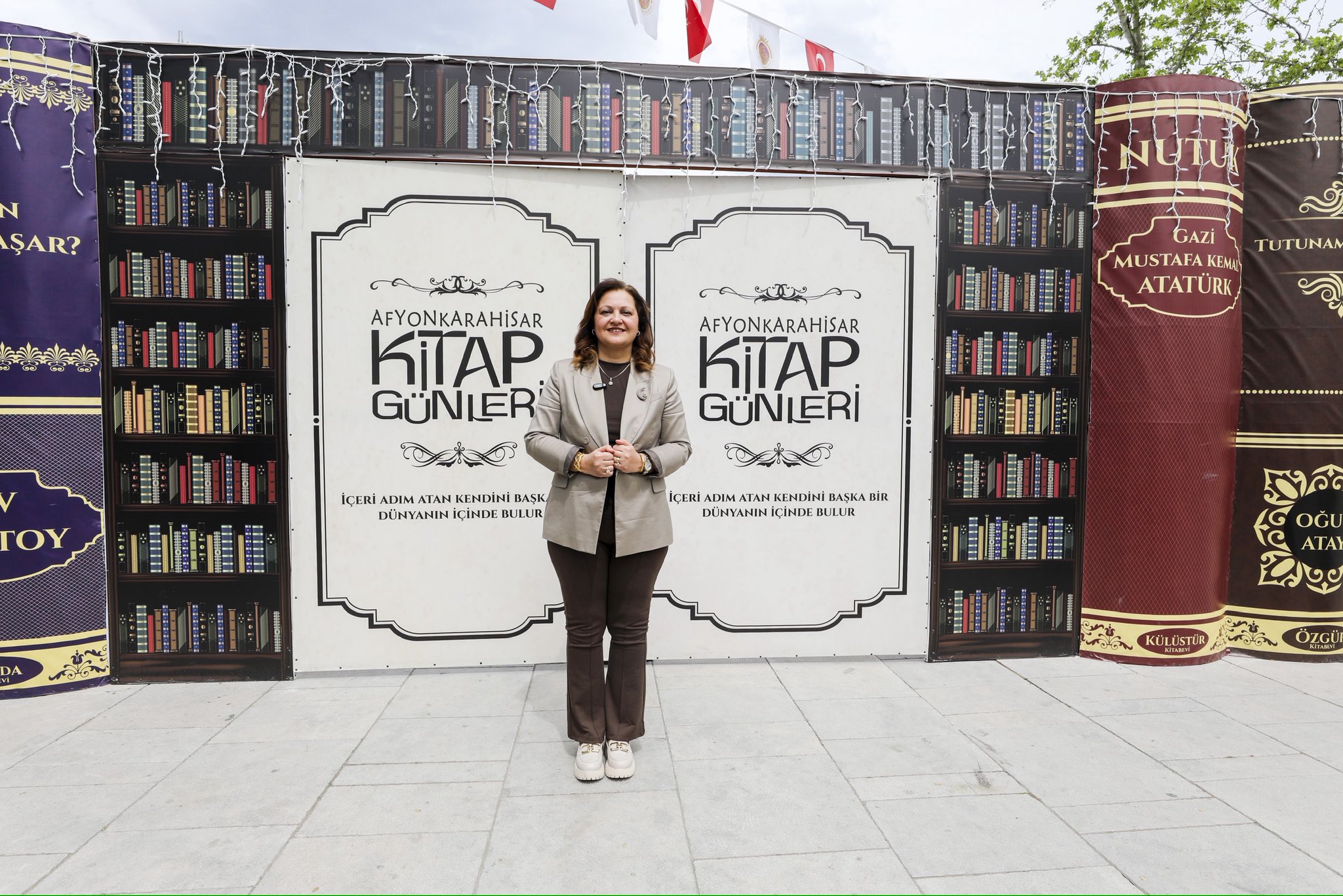 Zafer Meydanı'nda Kitap Günleri Etkinliği Gerçekleşti