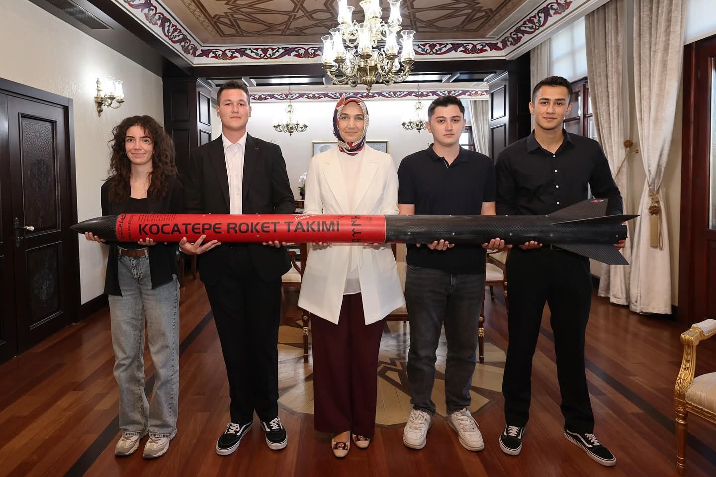 Vali Yiğitbaşı, TEKNOFEST Şampiyonlarını Makamında Ağırladı