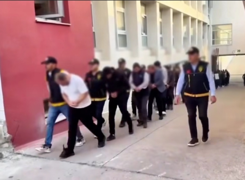 23 İlde Nitelikli Dolandırıcılık Operasyonu 64 Şüpheli Yakalandı